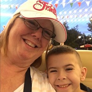 Meet your Posher, Carolyn